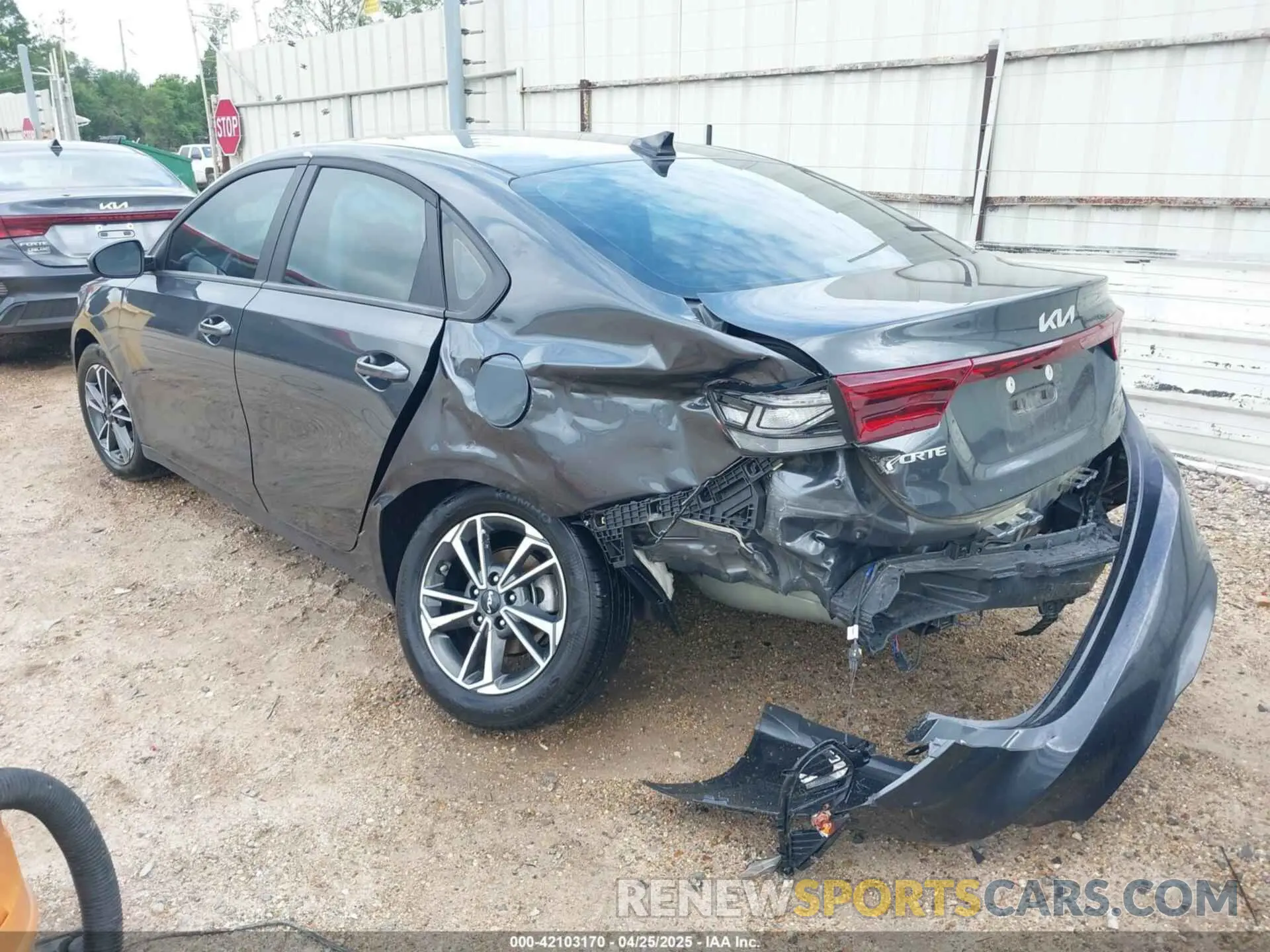 3 Photograph of a damaged car 3KPF24AD5RE764234 KIA FORTE 2024