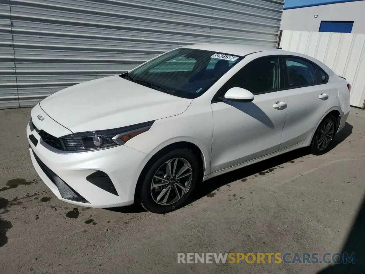 1 Photograph of a damaged car 3KPF24AD5RE765173 KIA FORTE 2024