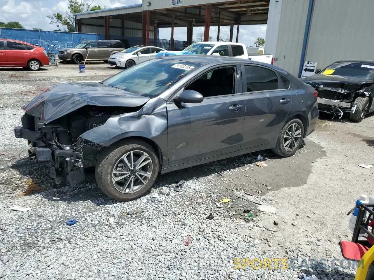 1 Фотография поврежденного автомобиля 3KPF24AD5RE776321 KIA FORTE 2024