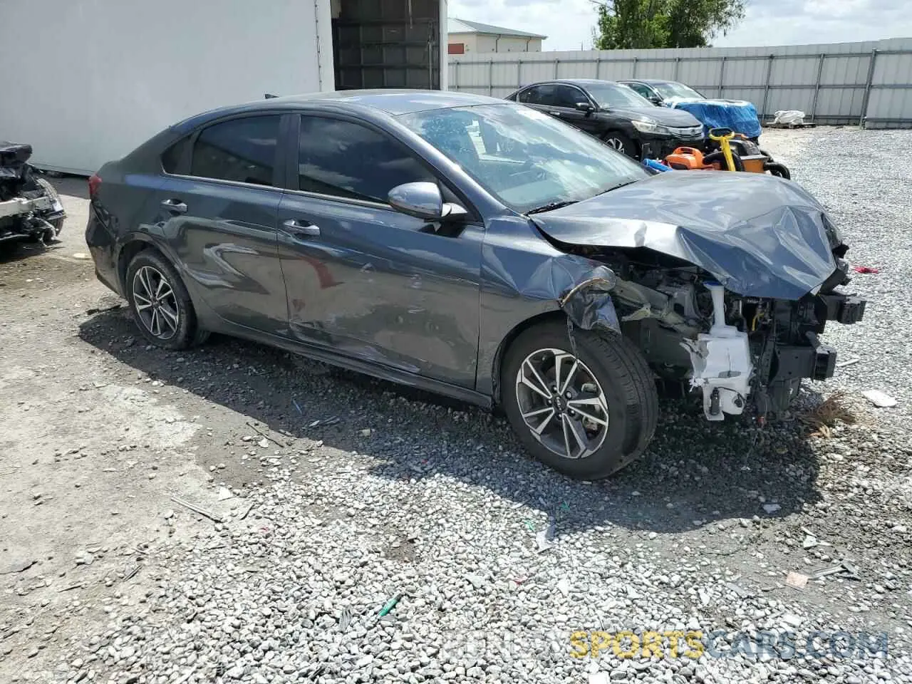 4 Фотография поврежденного автомобиля 3KPF24AD5RE776321 KIA FORTE 2024