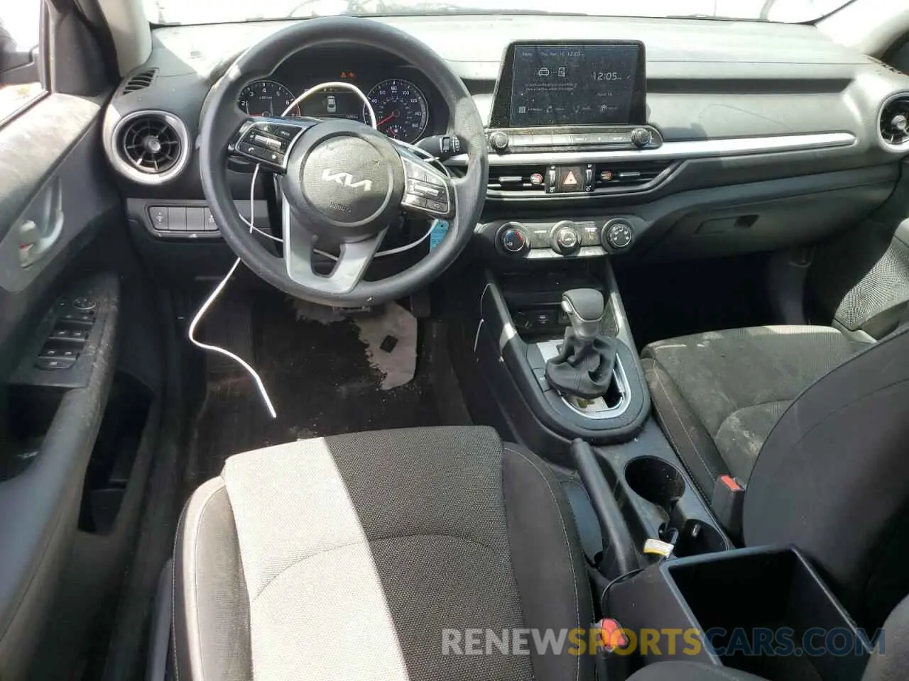 8 Фотография поврежденного автомобиля 3KPF24AD5RE776321 KIA FORTE 2024