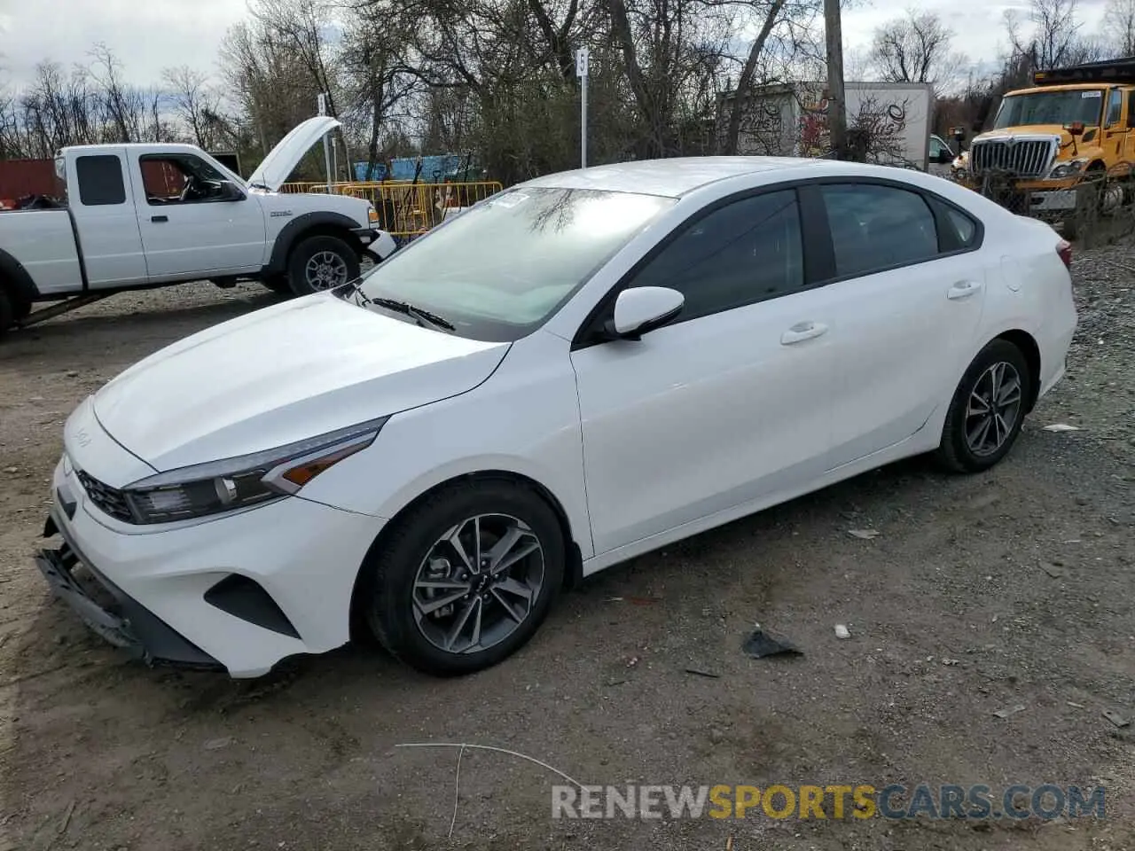 1 Photograph of a damaged car 3KPF24AD5RE778506 KIA FORTE 2024