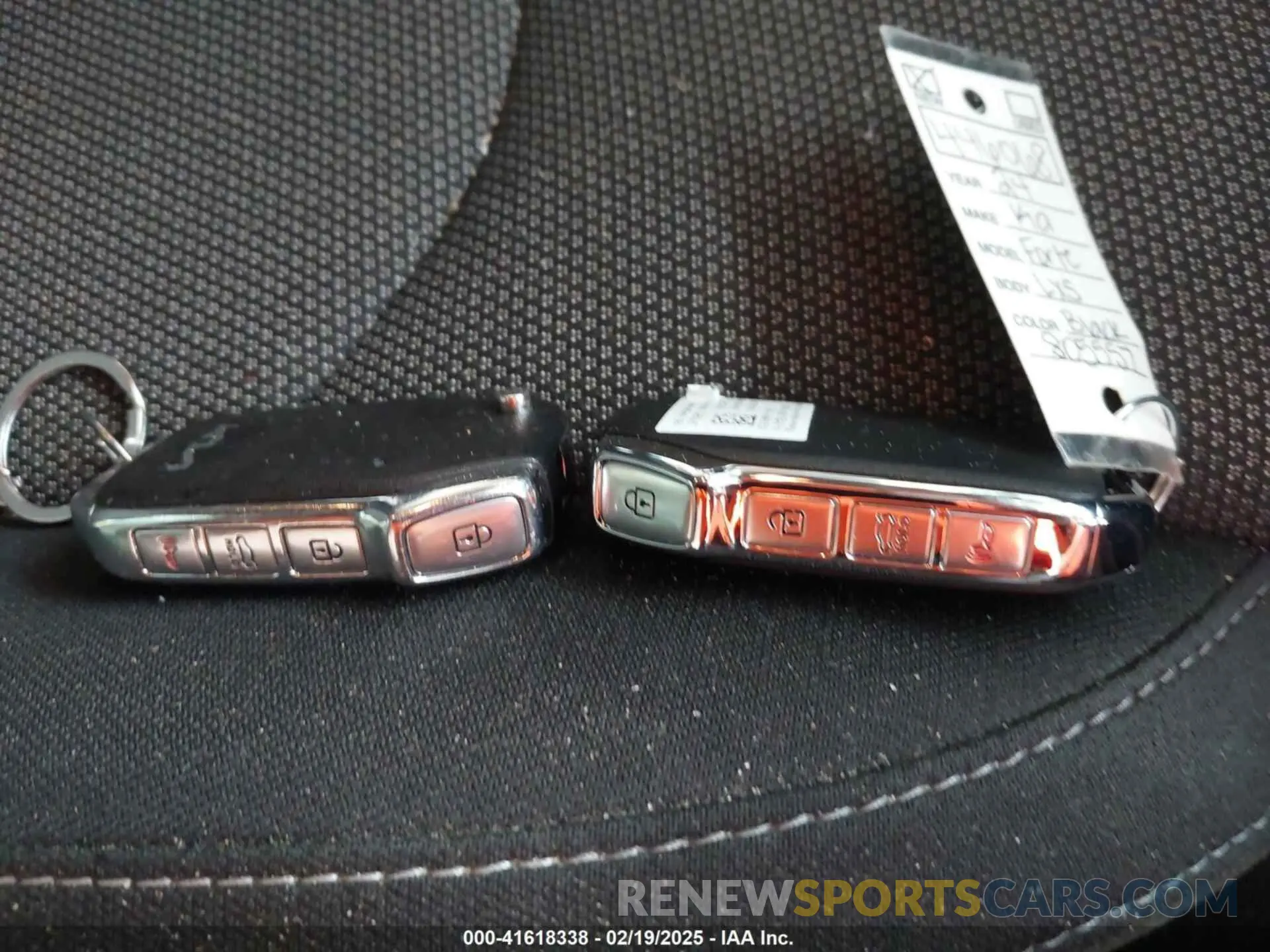 11 Фотография поврежденного автомобиля 3KPF24AD5RE805557 KIA FORTE 2024