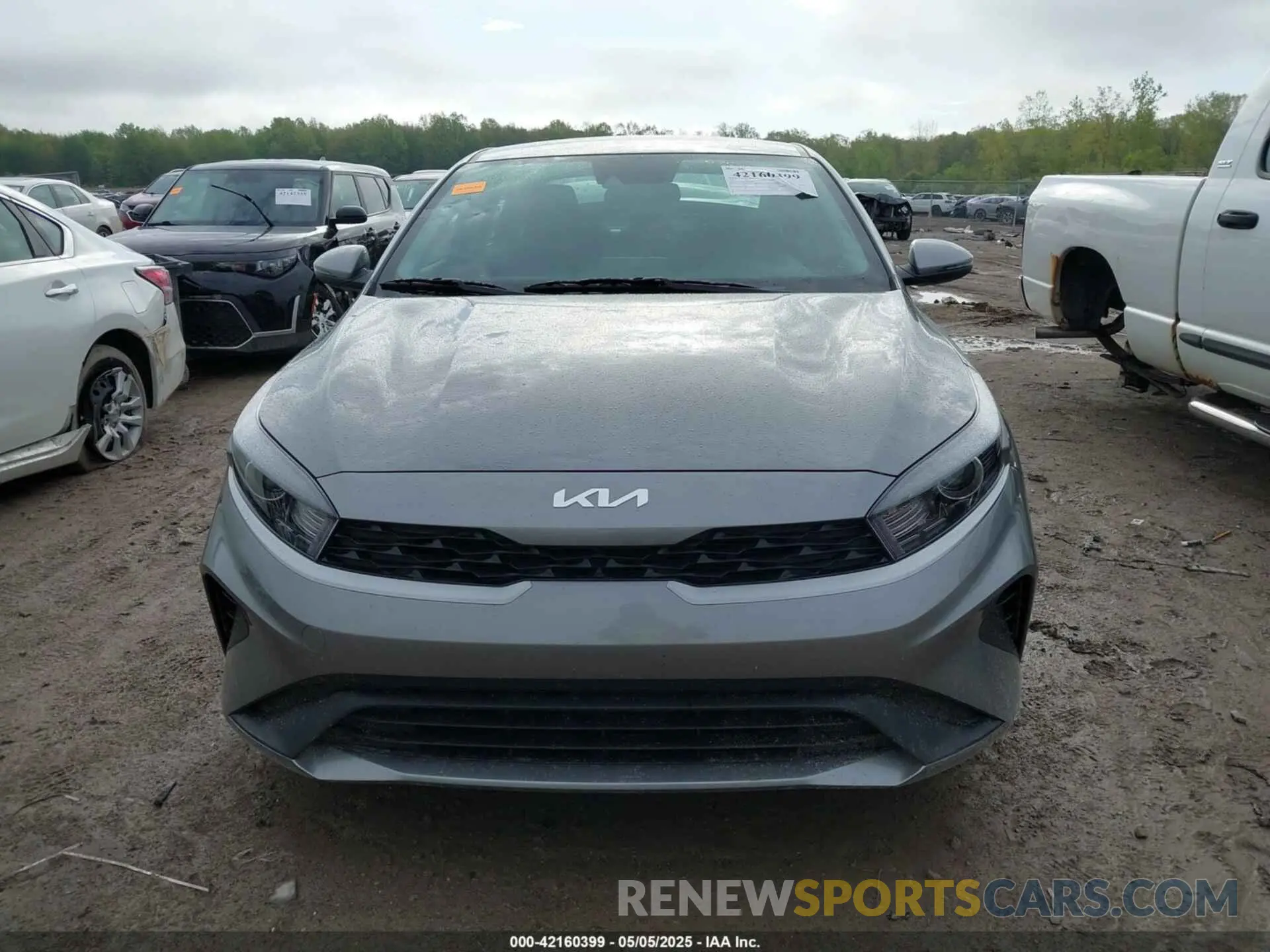 12 Фотография поврежденного автомобиля 3KPF24AD5RE811424 KIA FORTE 2024