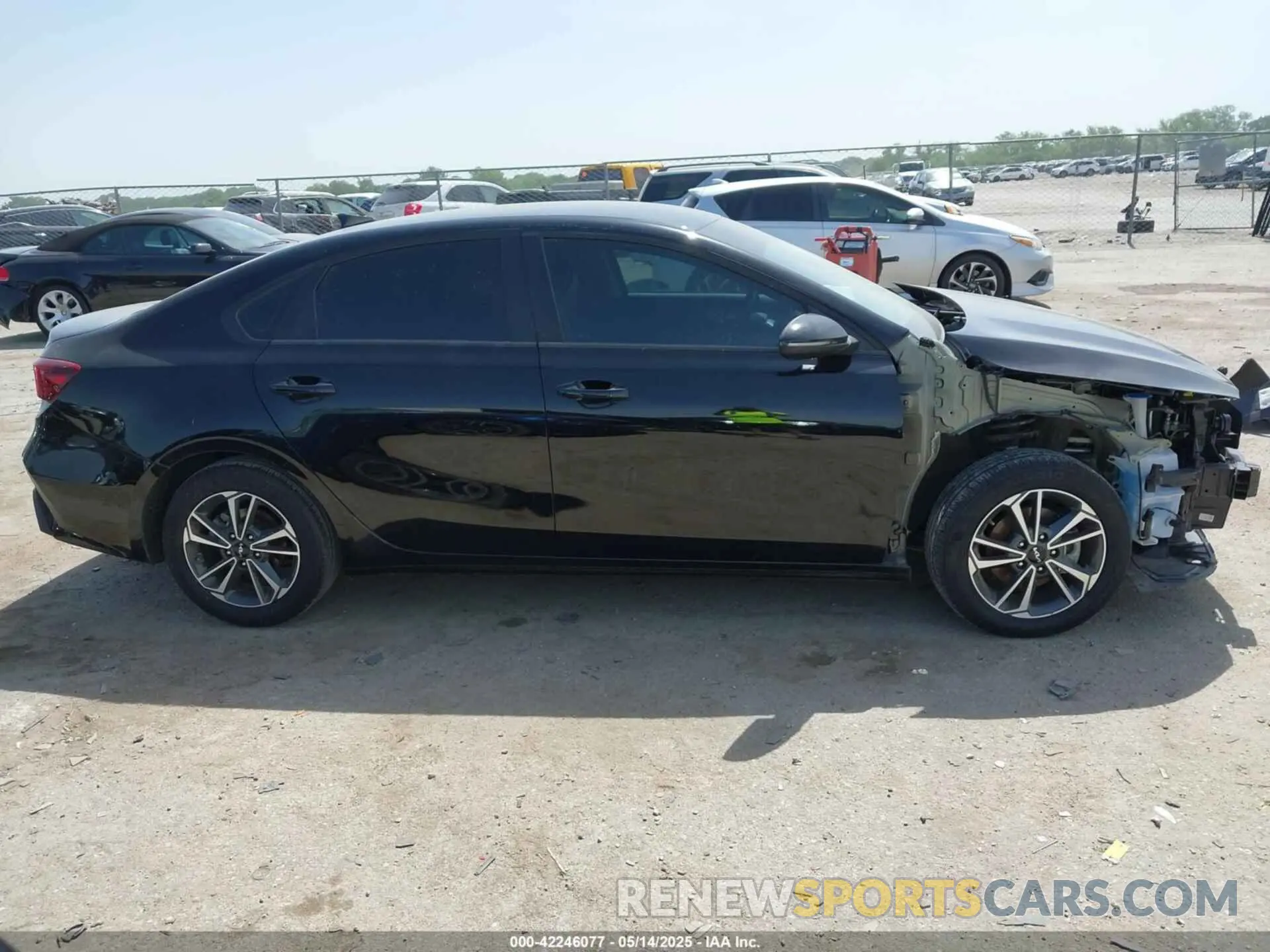 14 Фотография поврежденного автомобиля 3KPF24AD5RE811620 KIA FORTE 2024