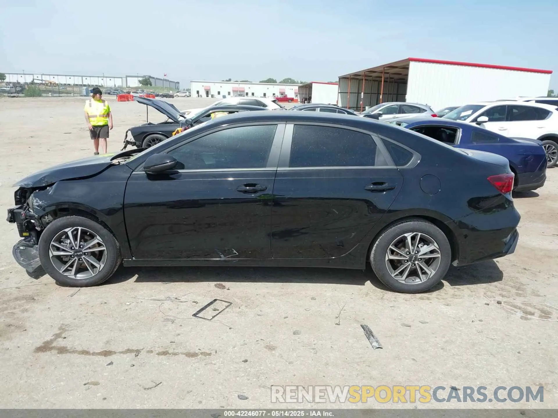 15 Фотография поврежденного автомобиля 3KPF24AD5RE811620 KIA FORTE 2024