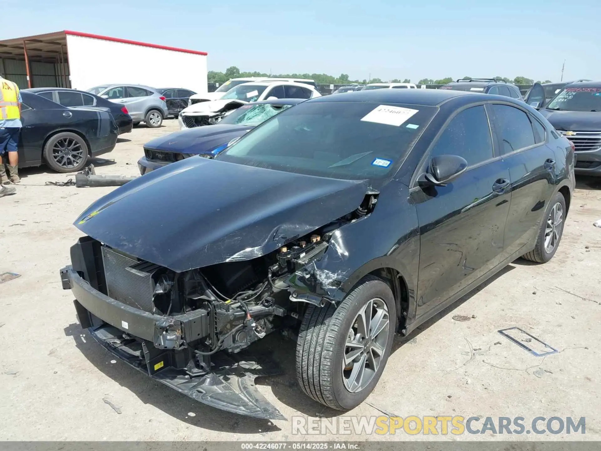 2 Фотография поврежденного автомобиля 3KPF24AD5RE811620 KIA FORTE 2024