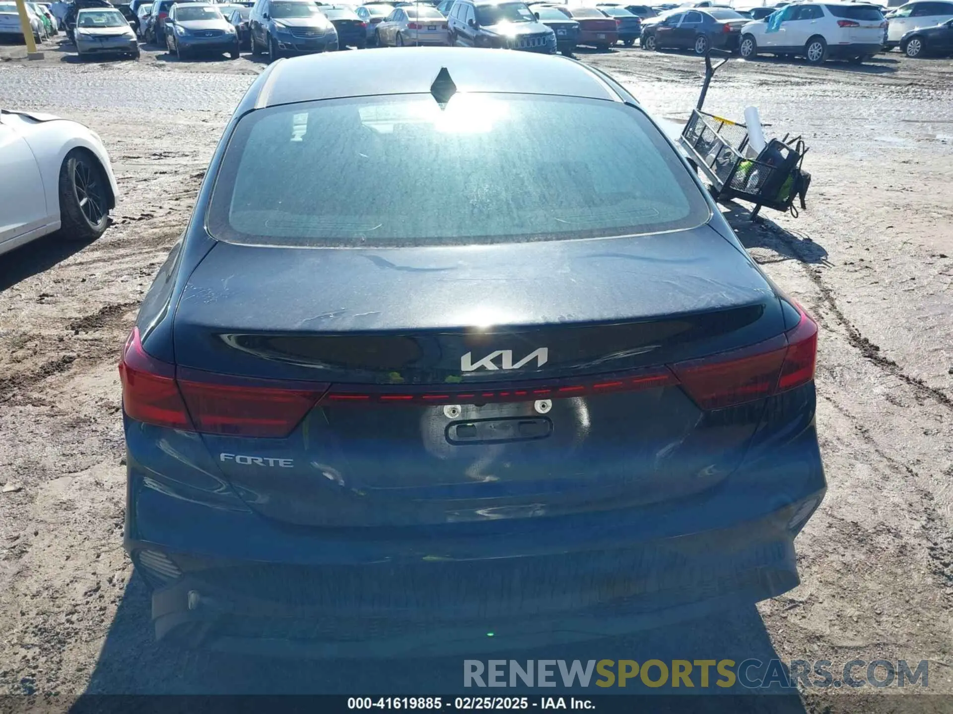 16 Фотография поврежденного автомобиля 3KPF24AD5RE826859 KIA FORTE 2024