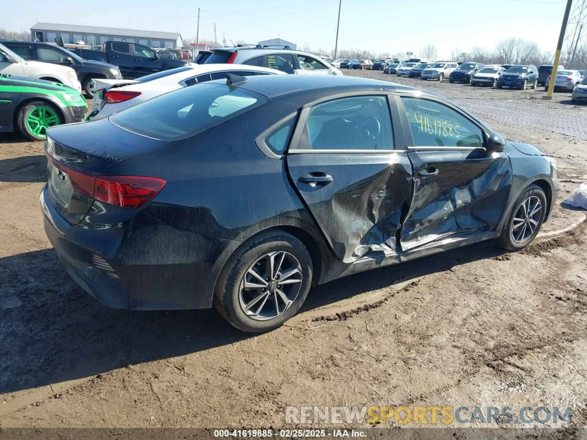 4 Фотография поврежденного автомобиля 3KPF24AD5RE826859 KIA FORTE 2024