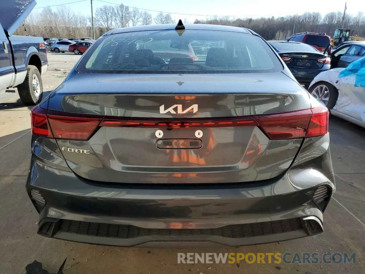 6 Photograph of a damaged car 3KPF24AD5RE839840 KIA FORTE 2024