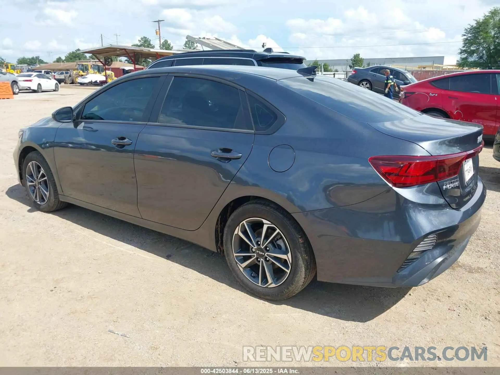 3 Photograph of a damaged car 3KPF24AD5RE841264 KIA FORTE 2024