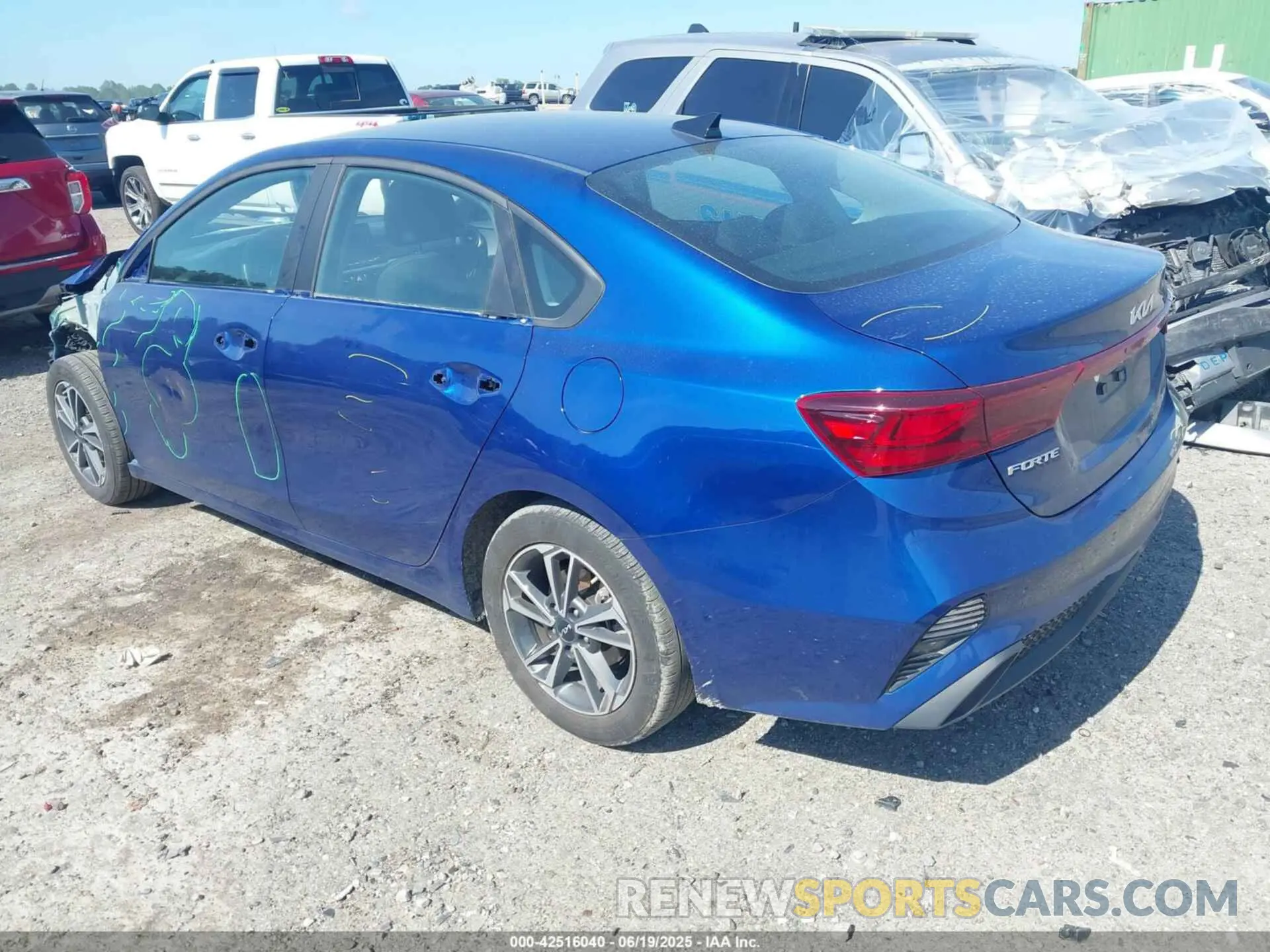 3 Photograph of a damaged car 3KPF24AD6RE704950 KIA FORTE 2024