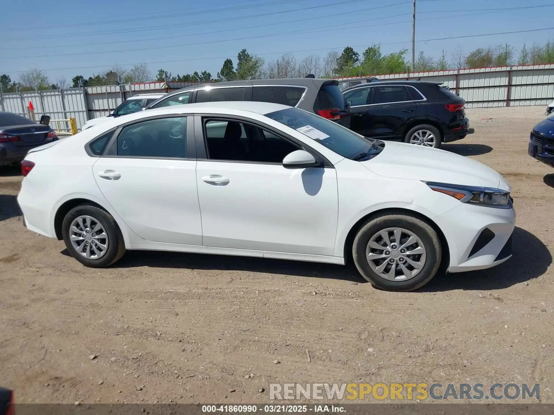 13 Photograph of a damaged car 3KPF24AD6RE706309 KIA FORTE 2024
