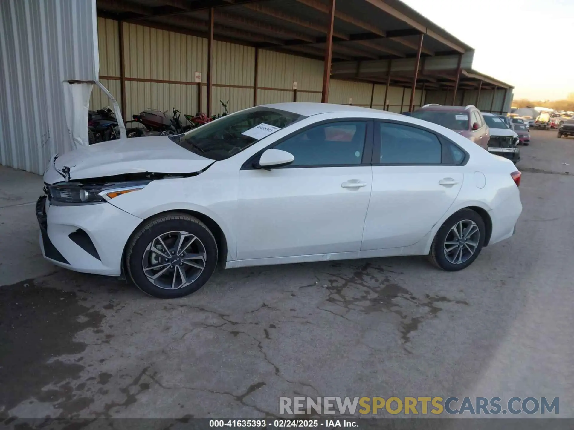 14 Photograph of a damaged car 3KPF24AD6RE716371 KIA FORTE 2024