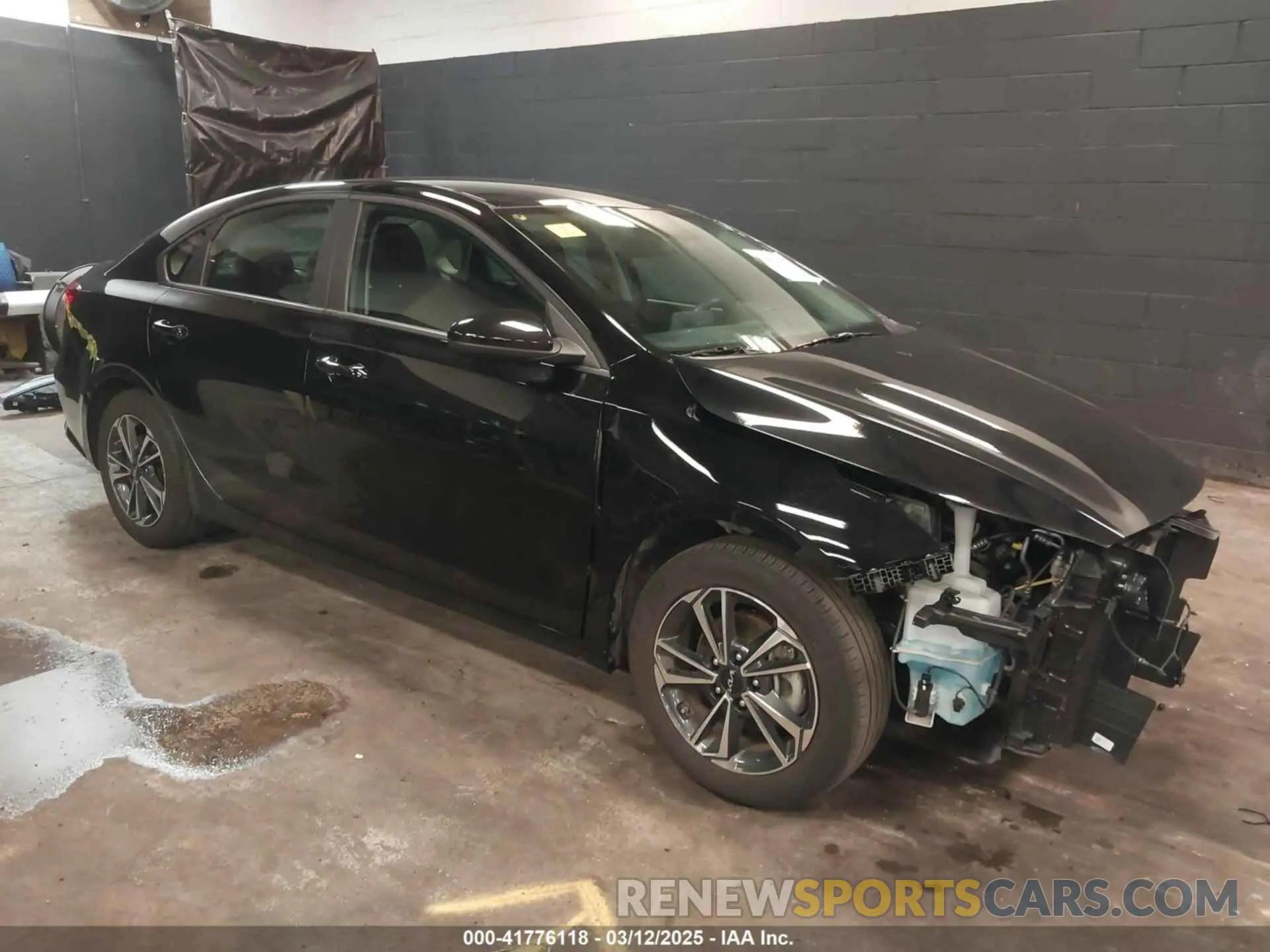 1 Photograph of a damaged car 3KPF24AD6RE745031 KIA FORTE 2024