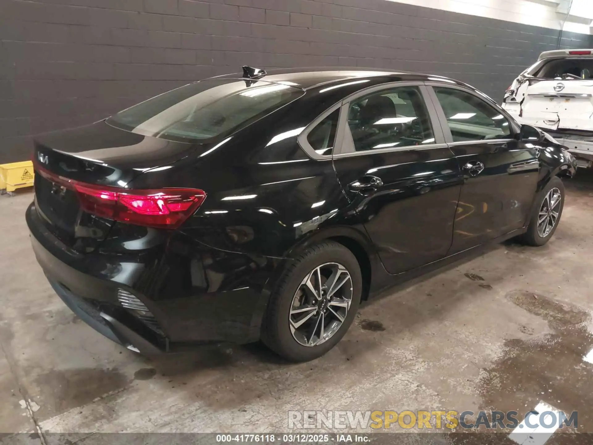 4 Photograph of a damaged car 3KPF24AD6RE745031 KIA FORTE 2024