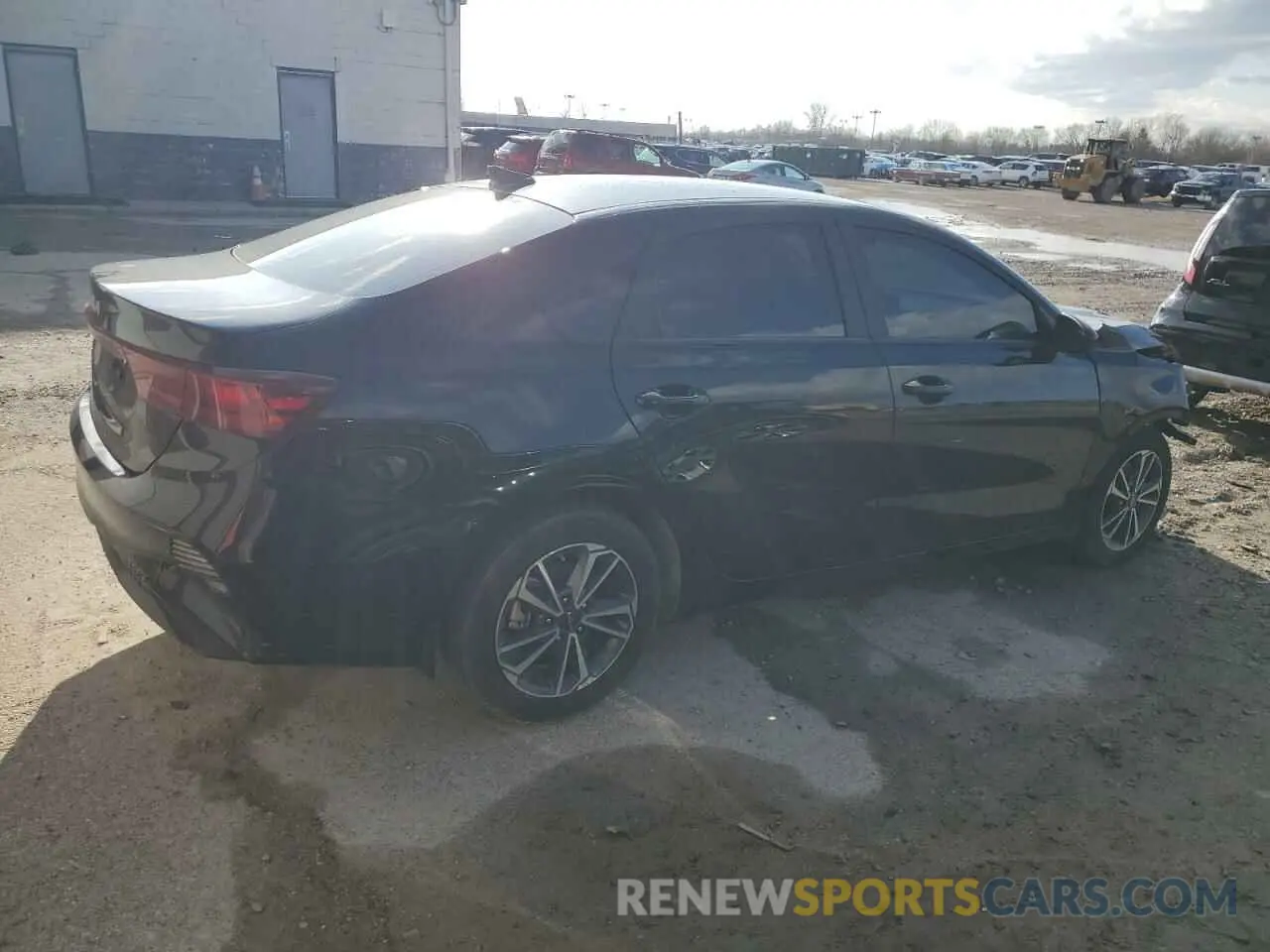 3 Photograph of a damaged car 3KPF24AD6RE762055 KIA FORTE 2024