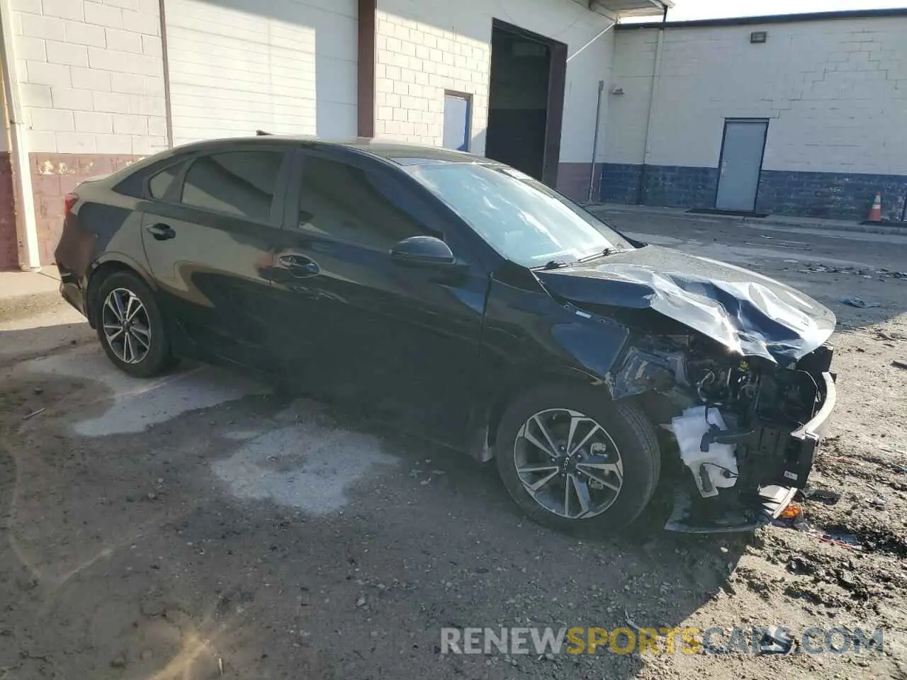 4 Photograph of a damaged car 3KPF24AD6RE762055 KIA FORTE 2024