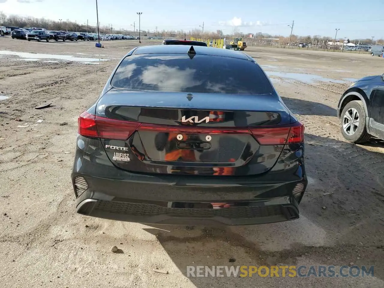 6 Photograph of a damaged car 3KPF24AD6RE762055 KIA FORTE 2024