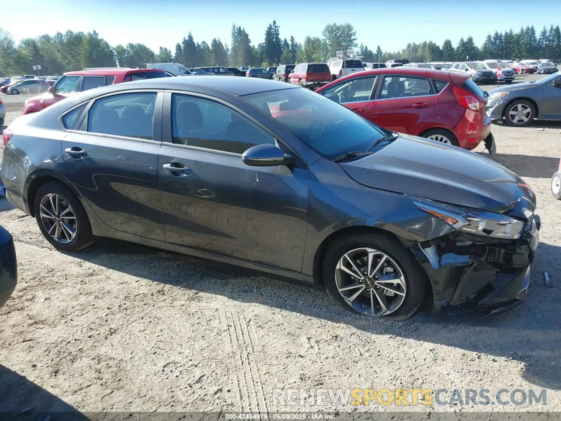12 Photograph of a damaged car 3KPF24AD6RE800139 KIA FORTE 2024