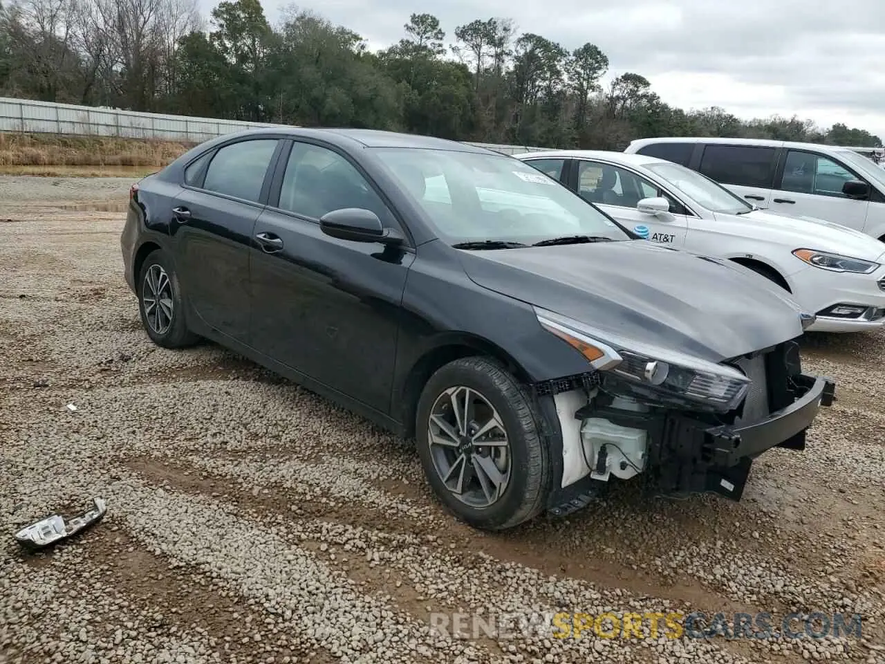 4 Photograph of a damaged car 3KPF24AD6RE805440 KIA FORTE 2024