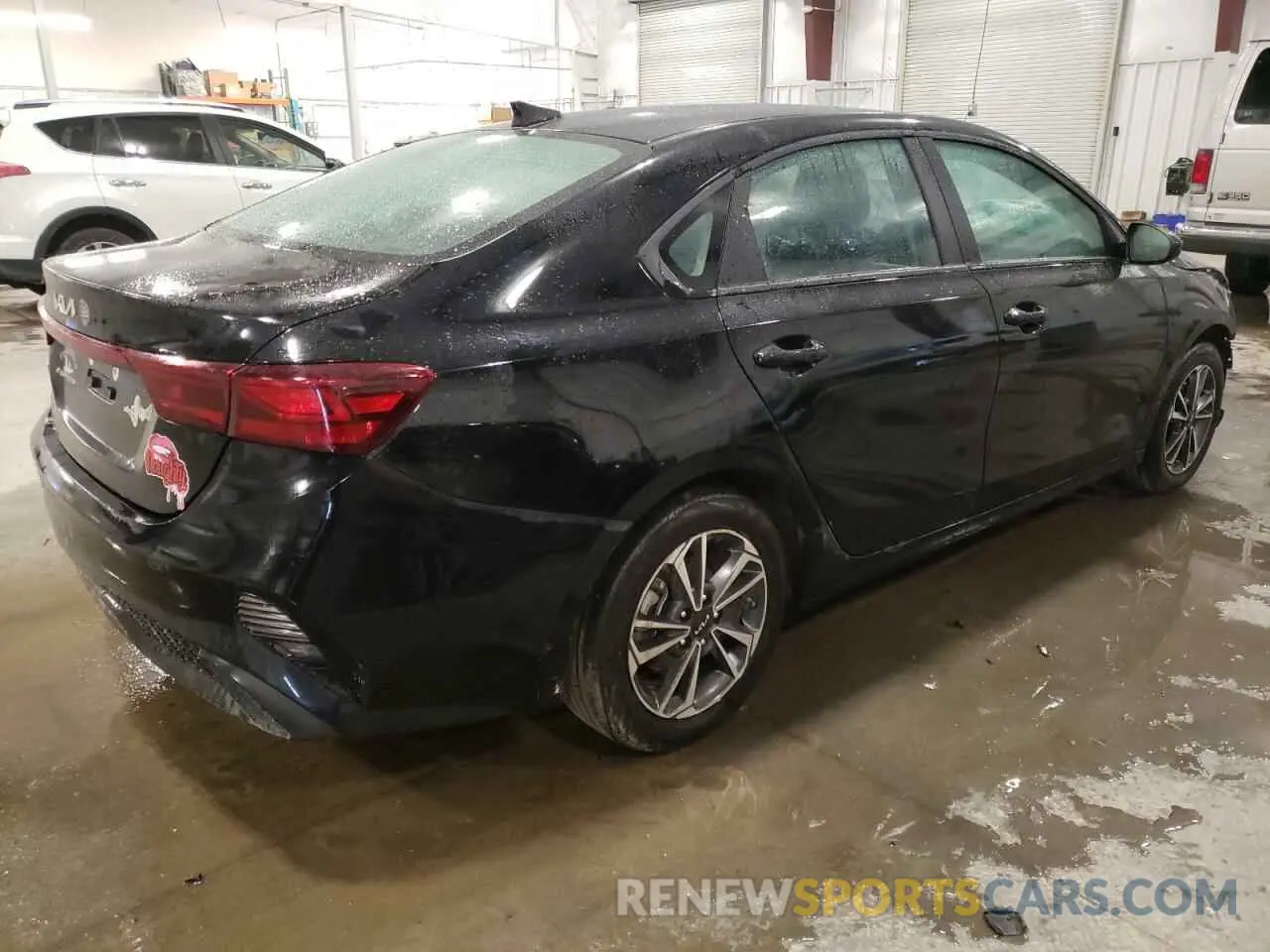 3 Photograph of a damaged car 3KPF24AD6RE824747 KIA FORTE 2024