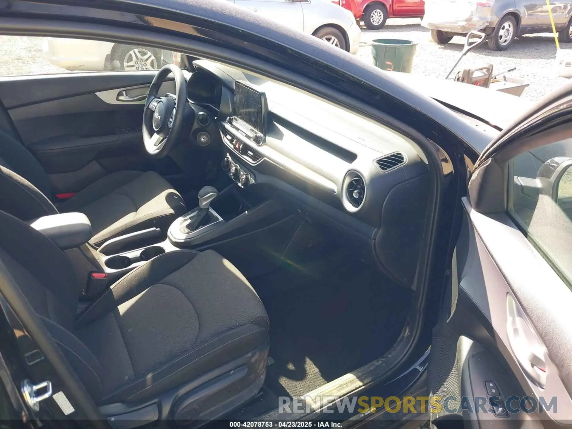 5 Фотография поврежденного автомобиля 3KPF24AD6RE826949 KIA FORTE 2024