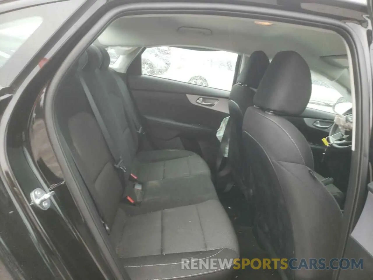 10 Фотография поврежденного автомобиля 3KPF24AD6RE828037 KIA FORTE 2024