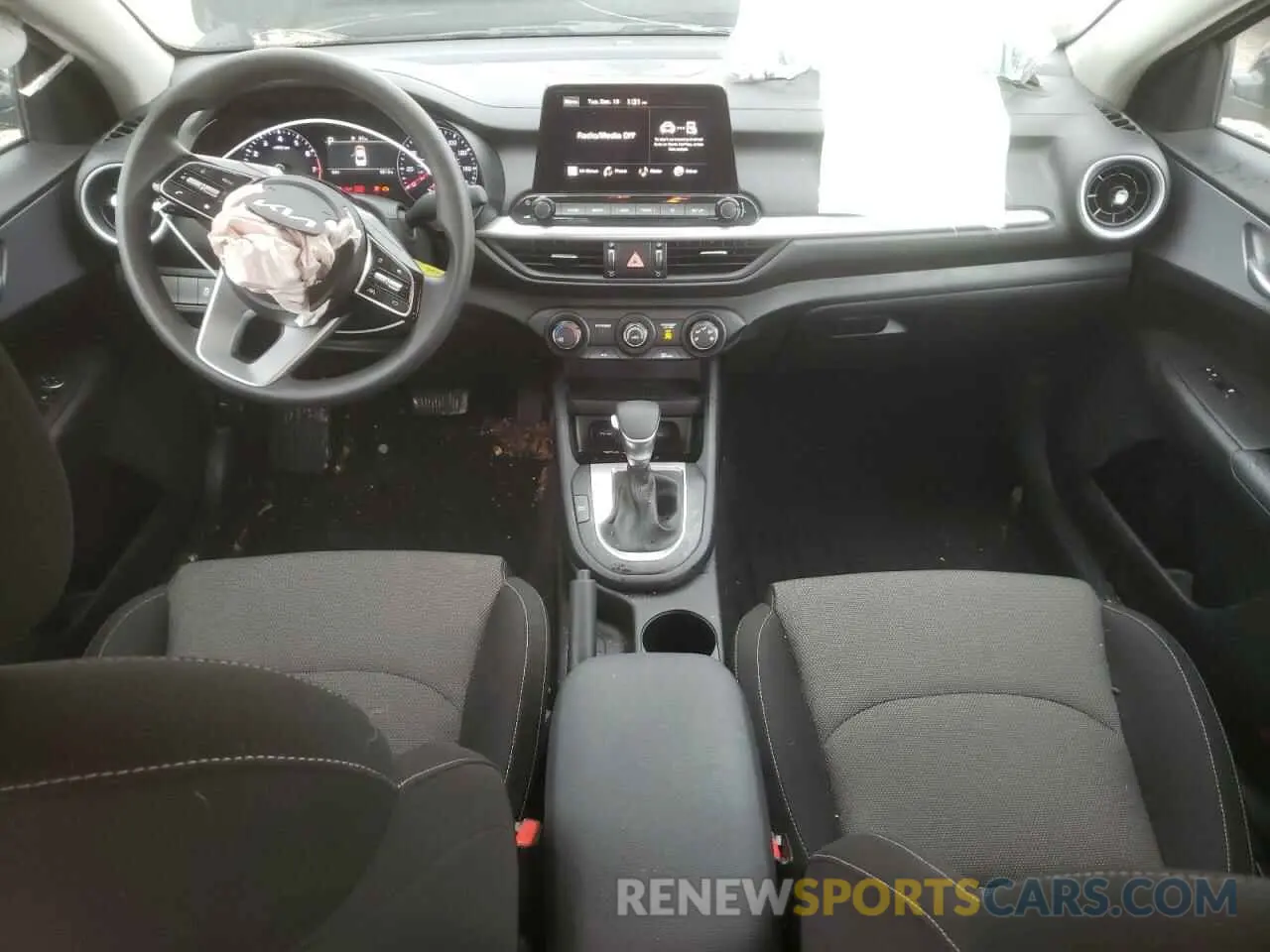 8 Фотография поврежденного автомобиля 3KPF24AD6RE828037 KIA FORTE 2024