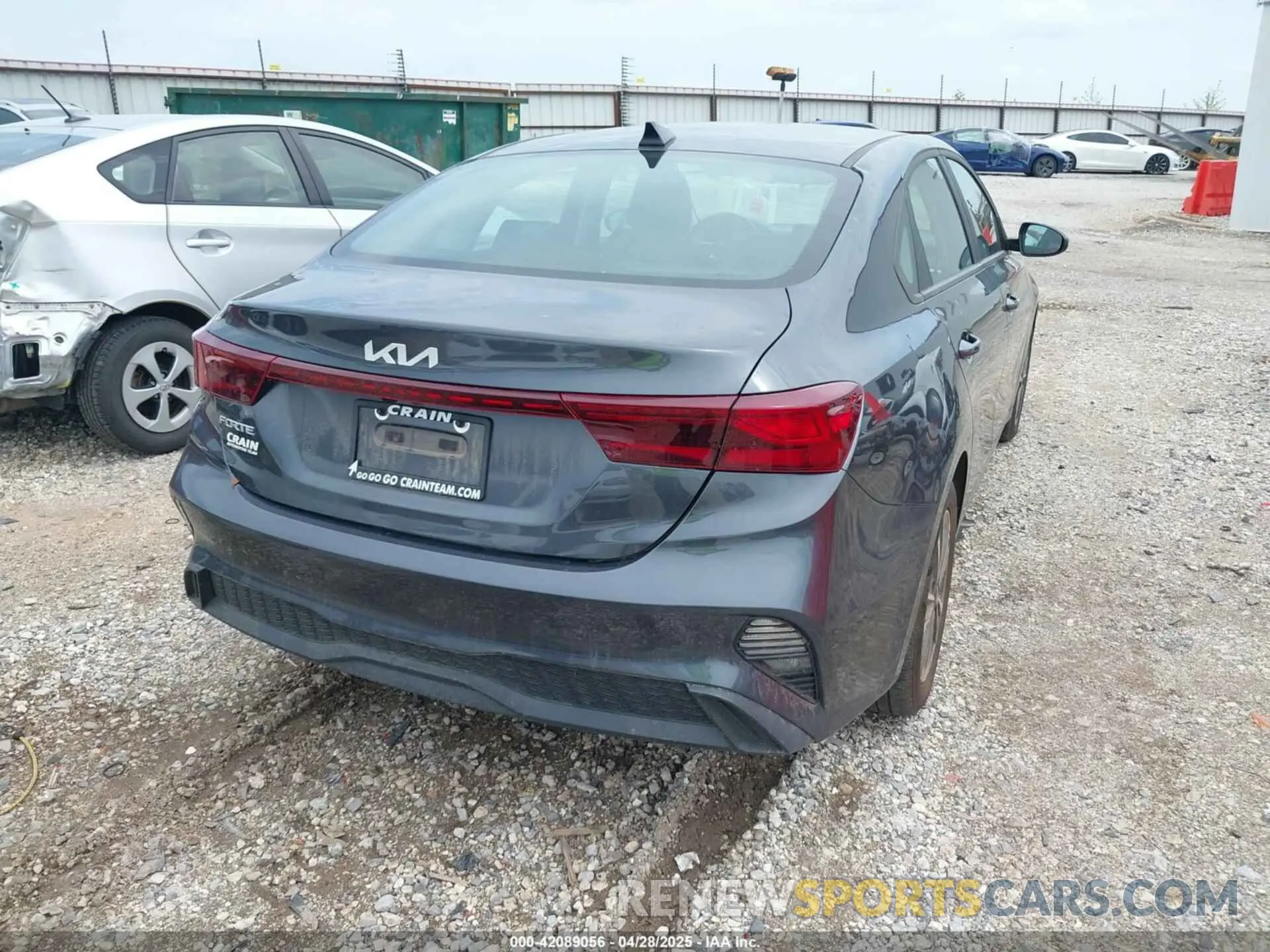 4 Photograph of a damaged car 3KPF24AD6RE841015 KIA FORTE 2024