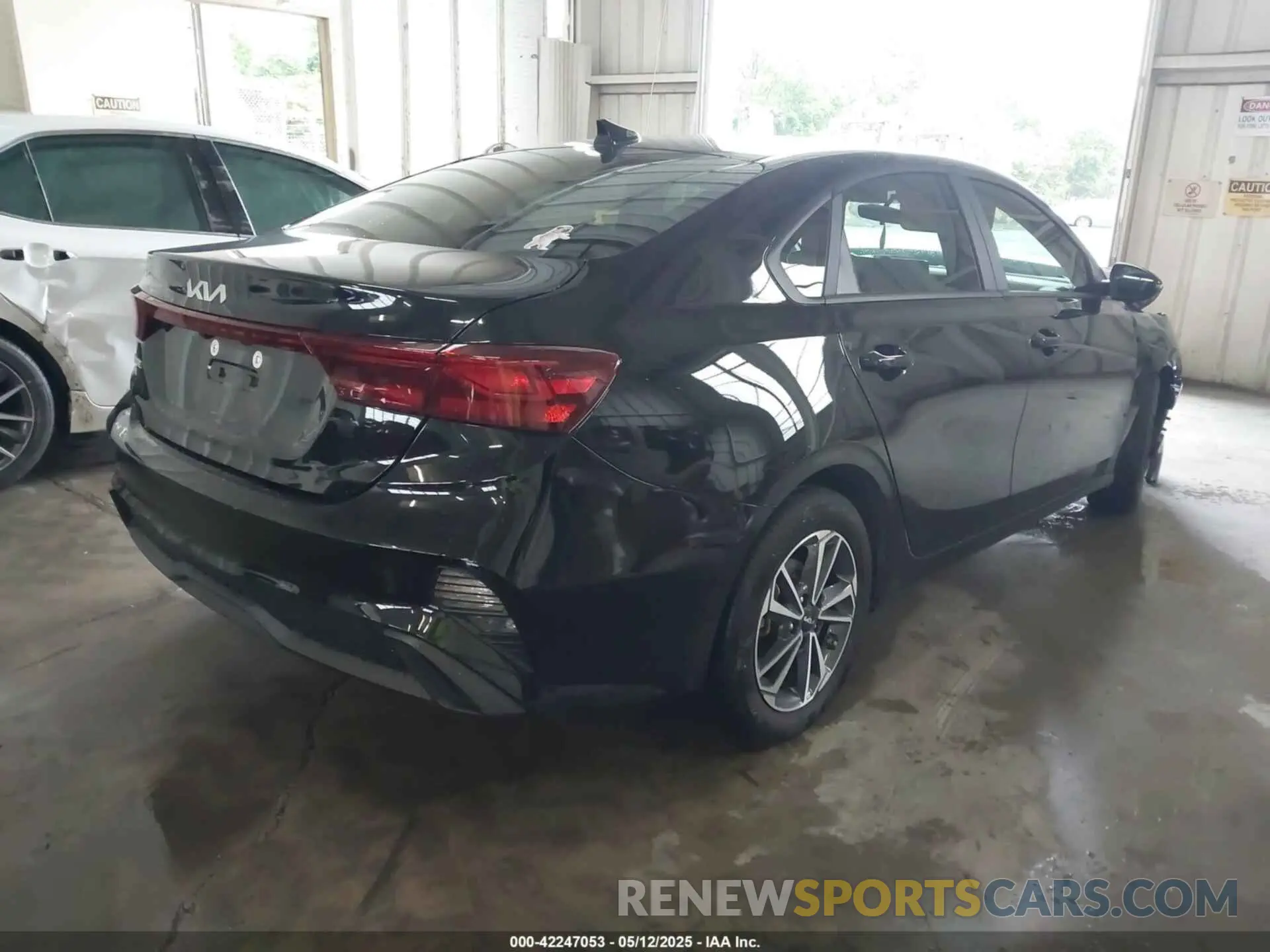 4 Photograph of a damaged car 3KPF24AD7RE704844 KIA FORTE 2024