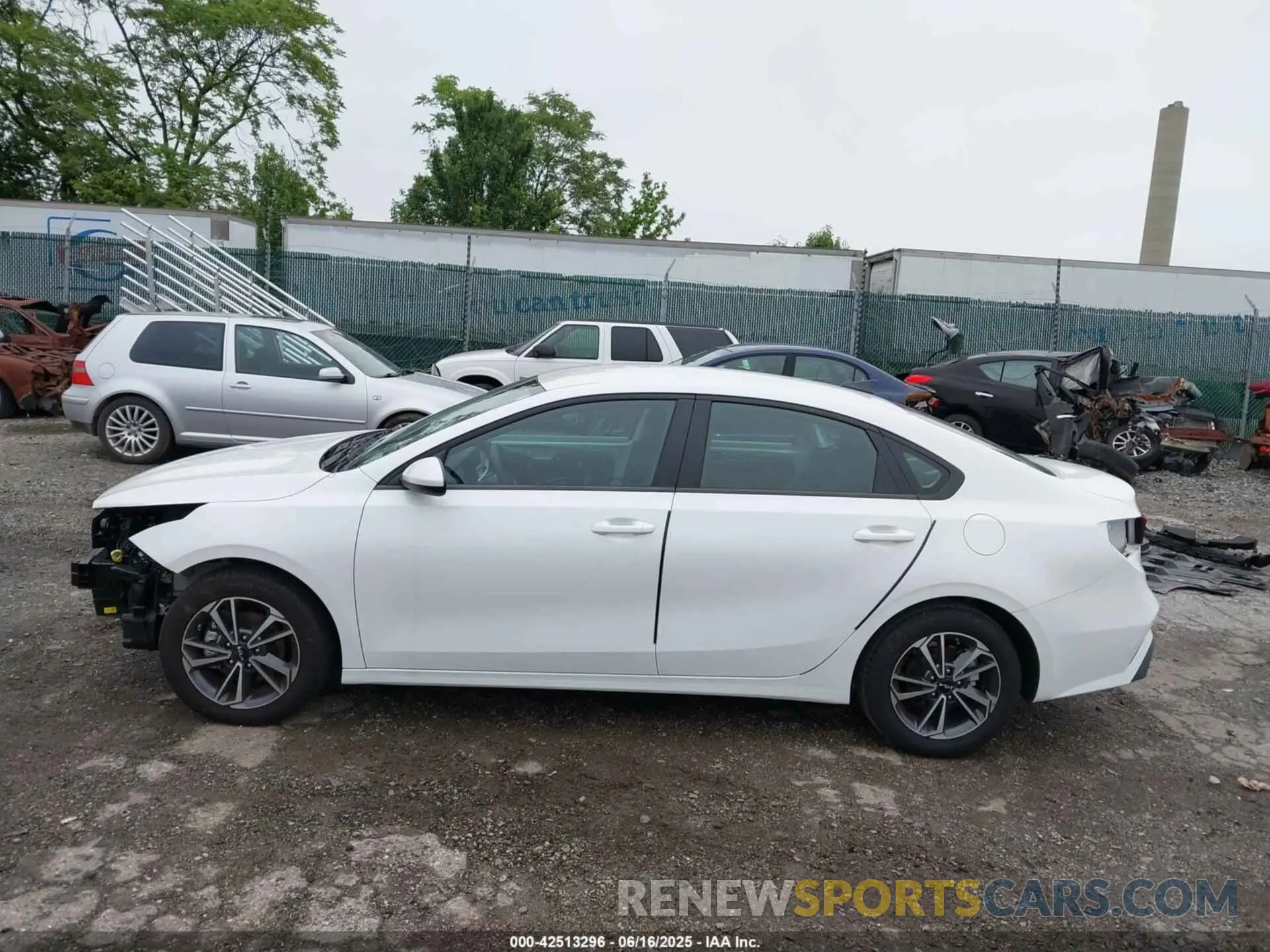 15 Фотография поврежденного автомобиля 3KPF24AD7RE735527 KIA FORTE 2024