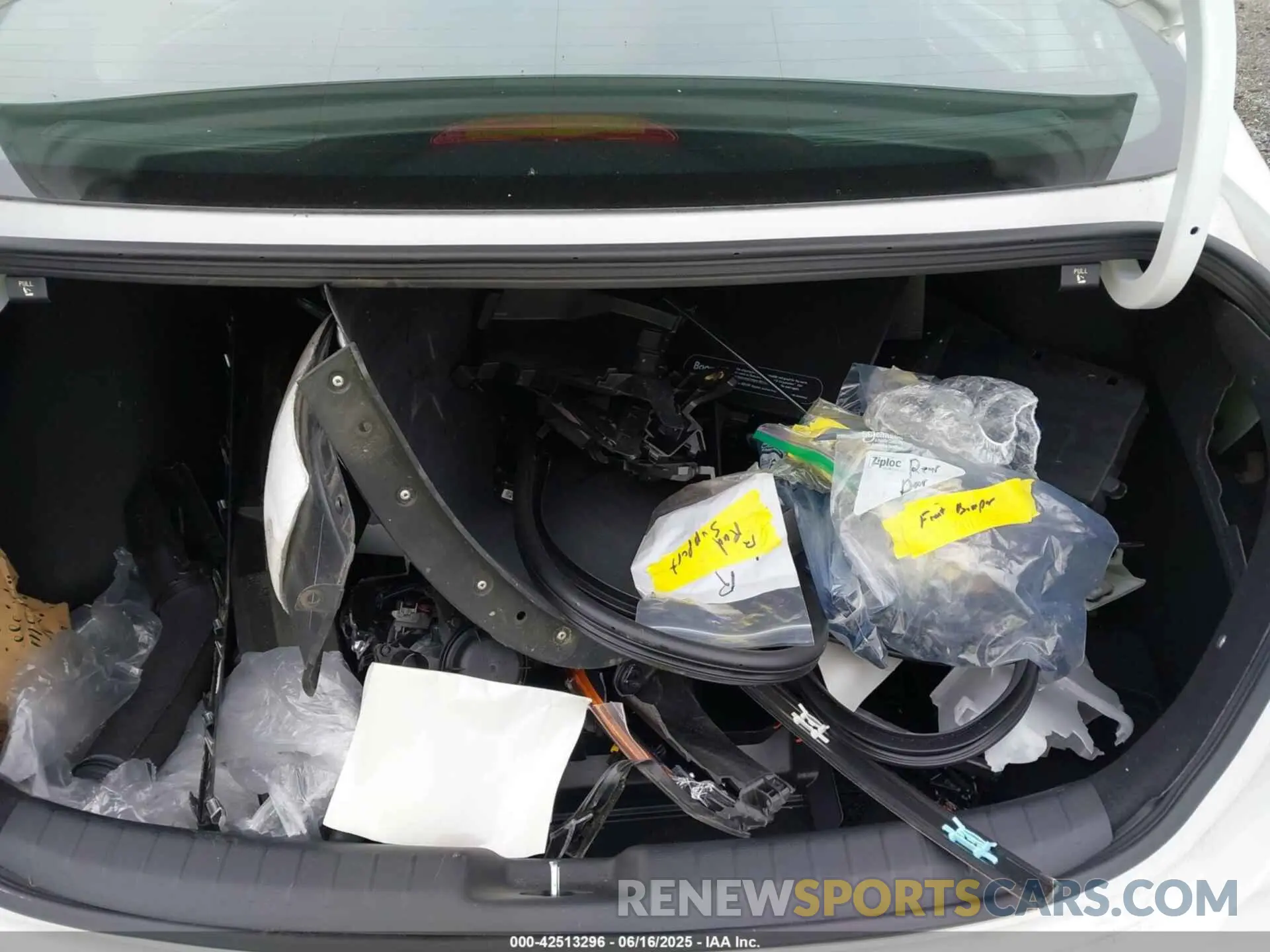 18 Фотография поврежденного автомобиля 3KPF24AD7RE735527 KIA FORTE 2024