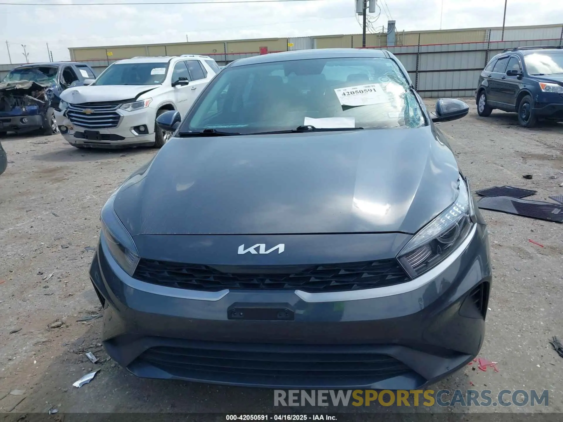 12 Фотография поврежденного автомобиля 3KPF24AD7RE751372 KIA FORTE 2024