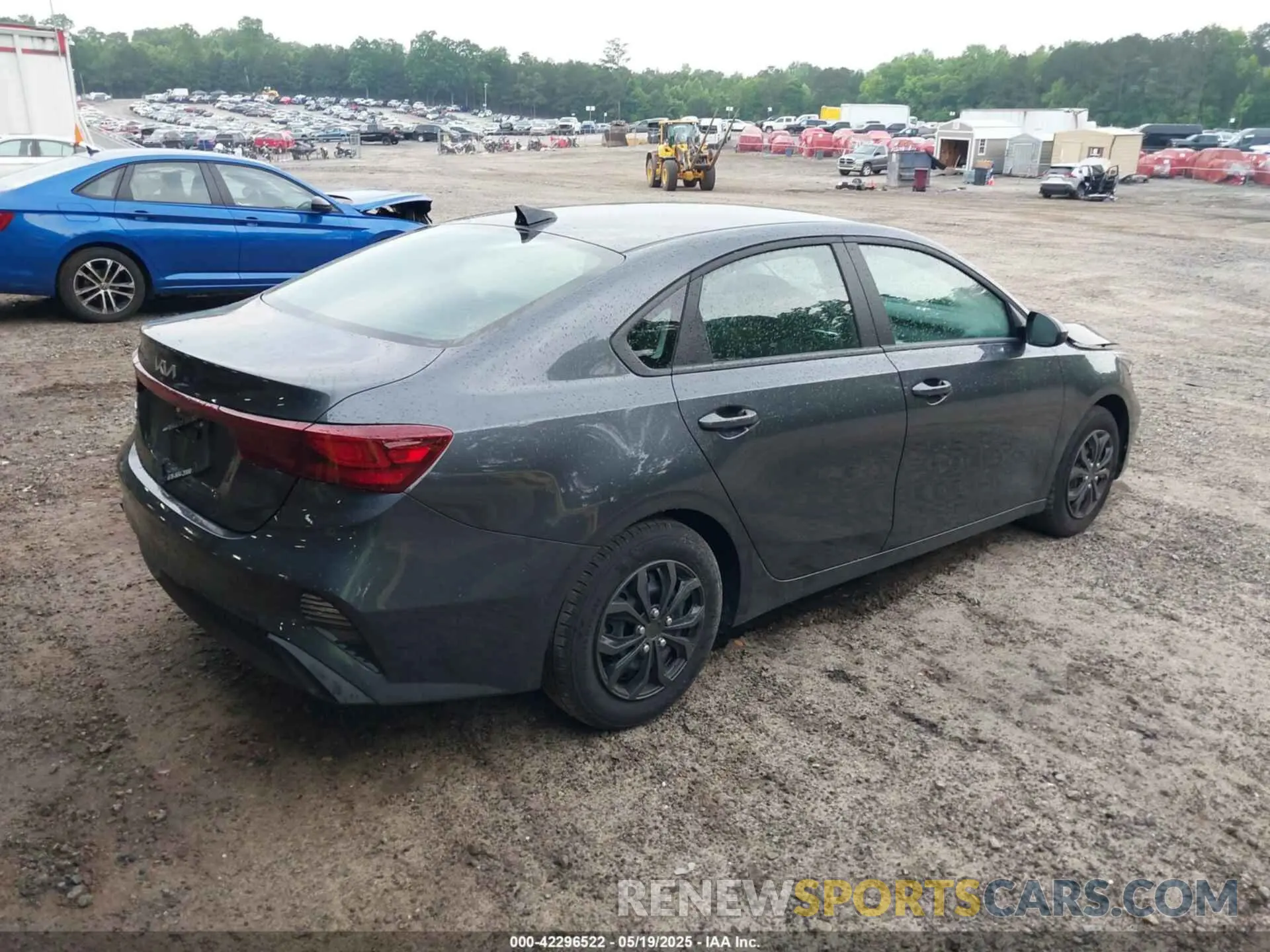 4 Photograph of a damaged car 3KPF24AD7RE784694 KIA FORTE 2024