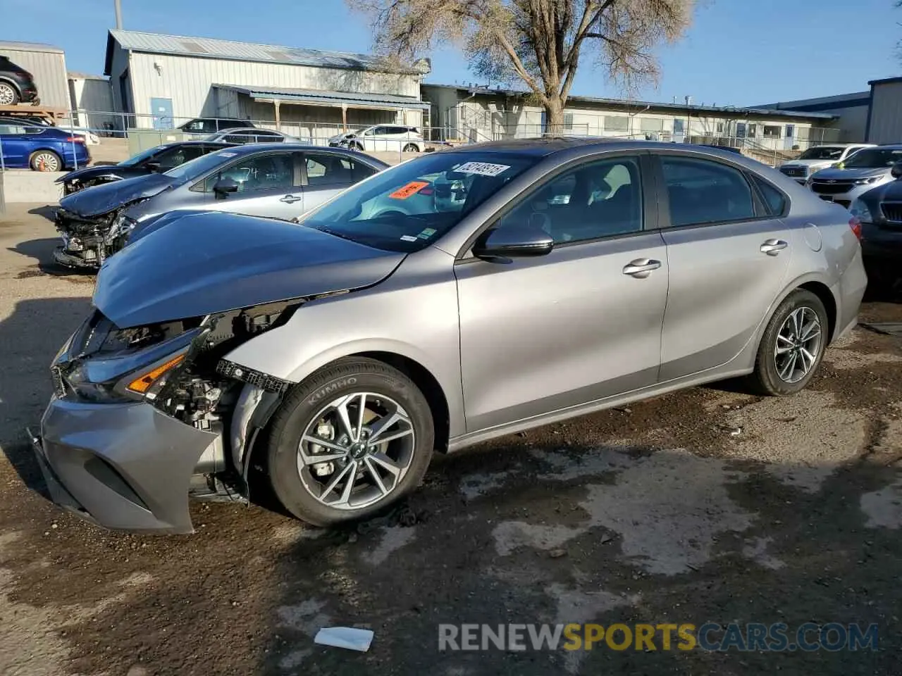 1 Photograph of a damaged car 3KPF24AD7RE816561 KIA FORTE 2024