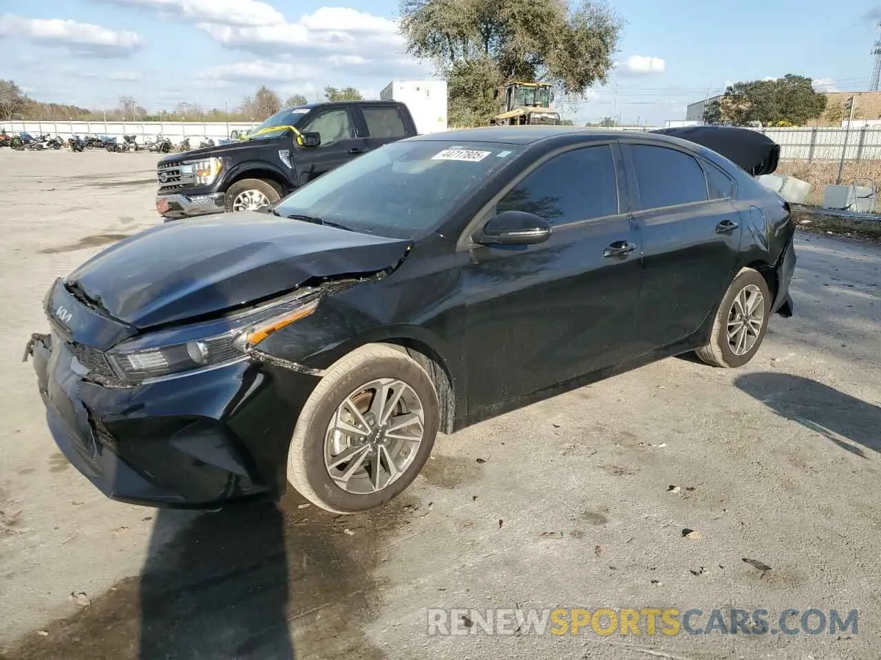 1 Фотография поврежденного автомобиля 3KPF24AD7RE825955 KIA FORTE 2024