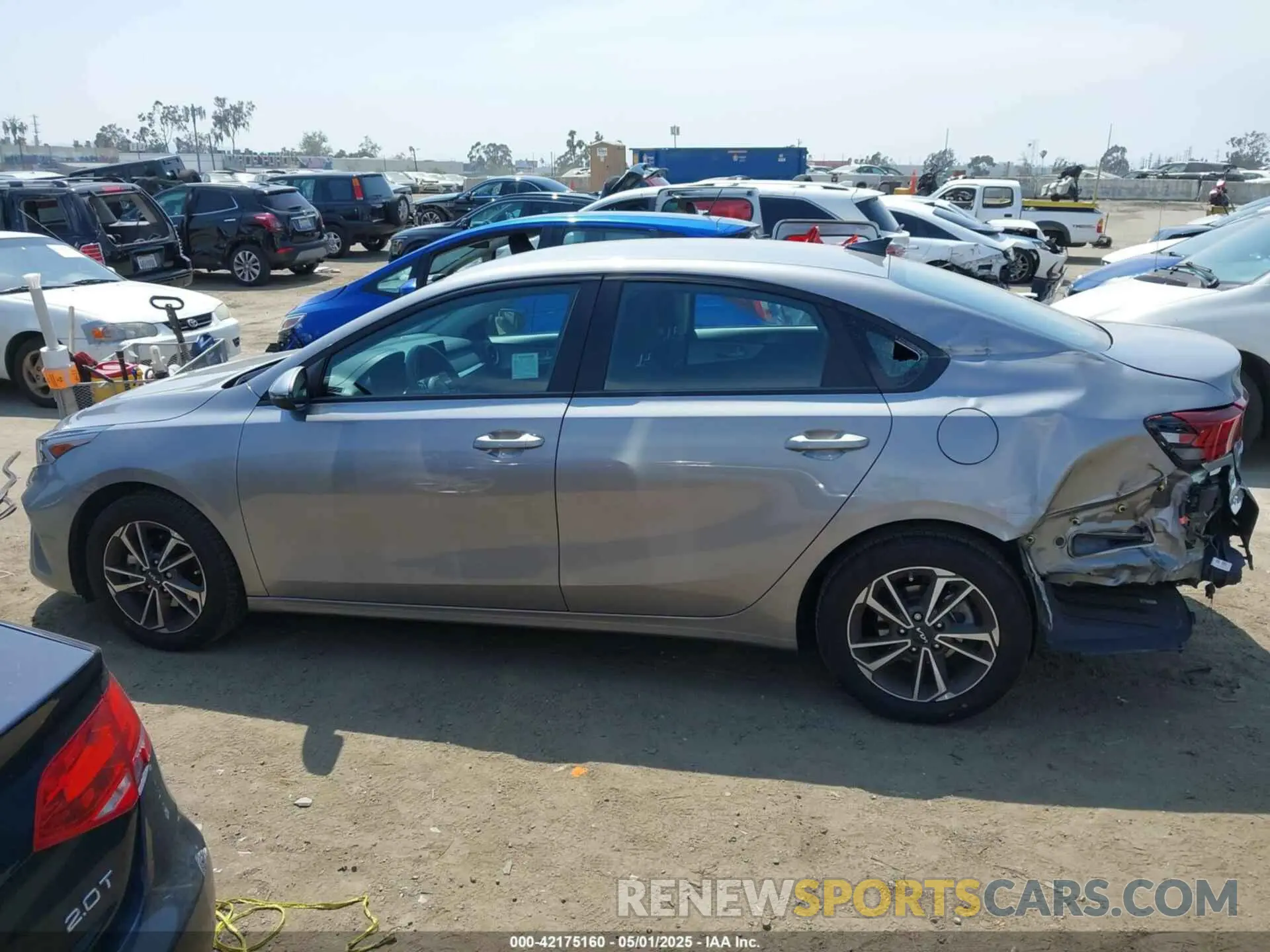 15 Фотография поврежденного автомобиля 3KPF24AD7RE837541 KIA FORTE 2024