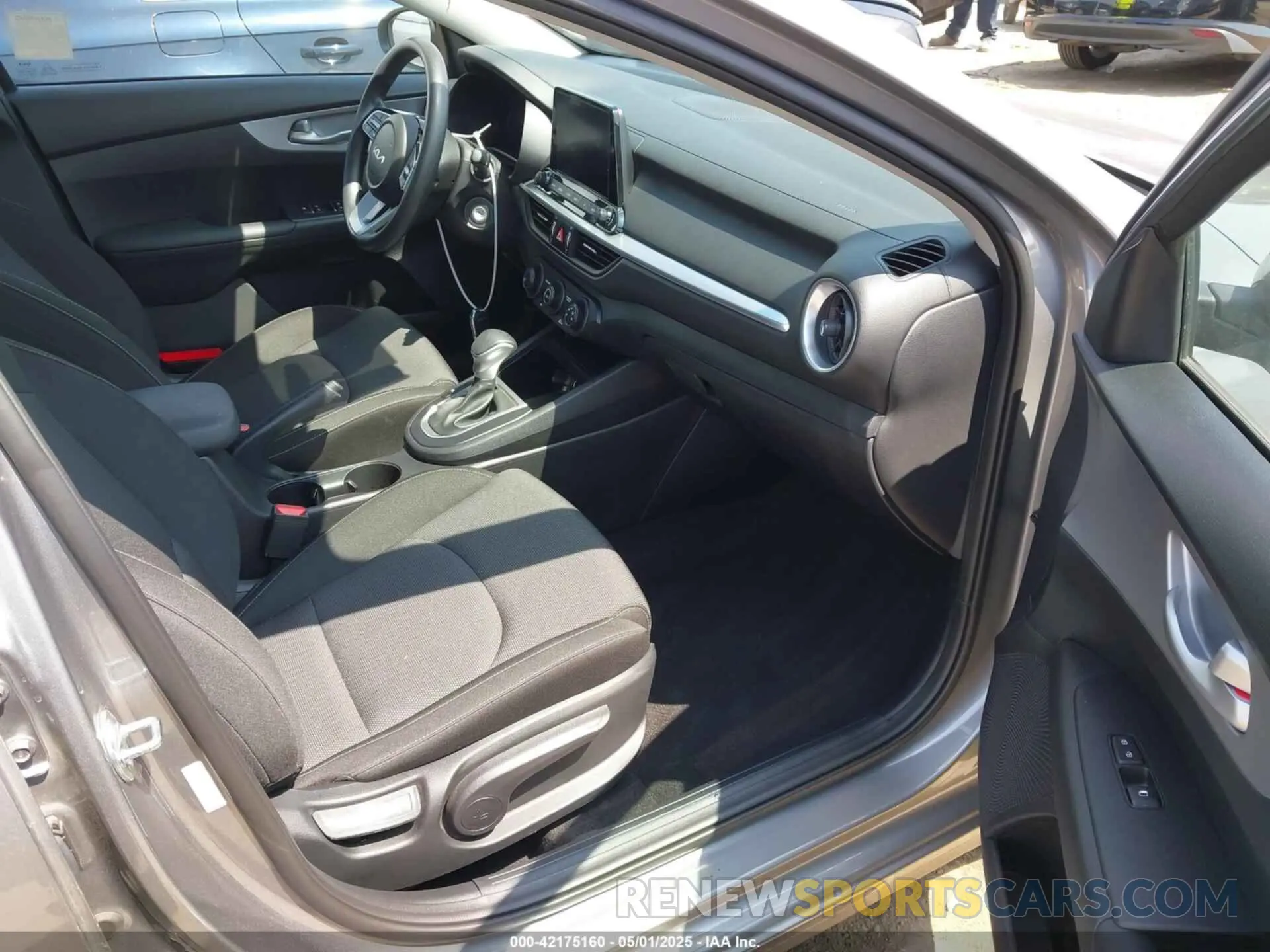 5 Фотография поврежденного автомобиля 3KPF24AD7RE837541 KIA FORTE 2024