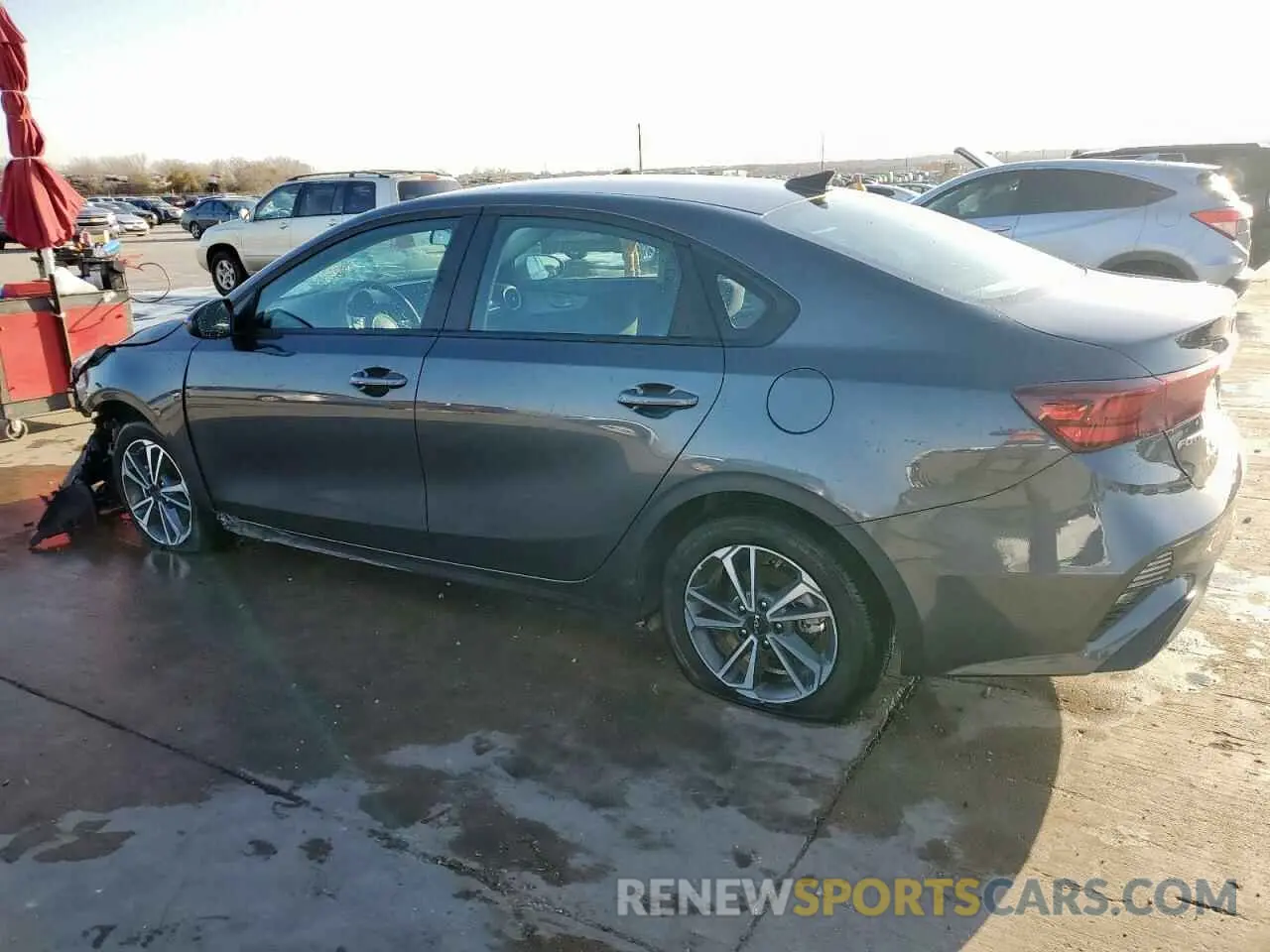 2 Фотография поврежденного автомобиля 3KPF24AD7RE837765 KIA FORTE 2024