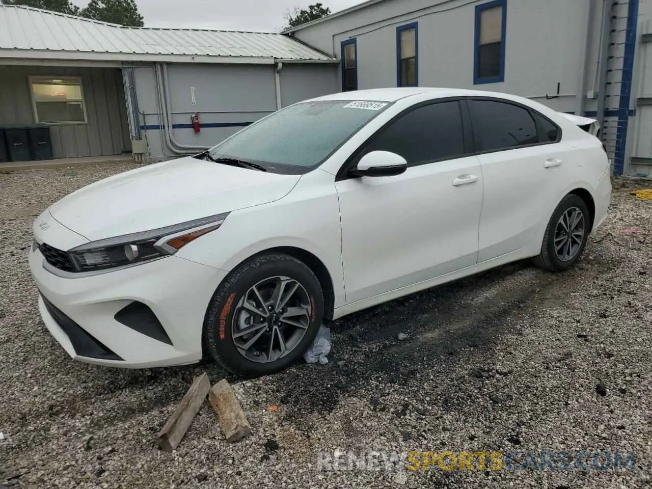 1 Фотография поврежденного автомобиля 3KPF24AD7RE841332 KIA FORTE 2024