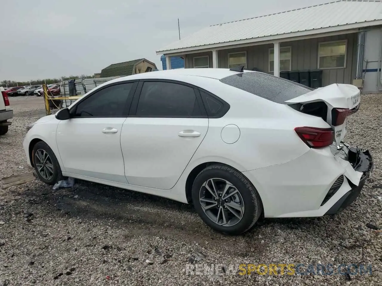 2 Фотография поврежденного автомобиля 3KPF24AD7RE841332 KIA FORTE 2024