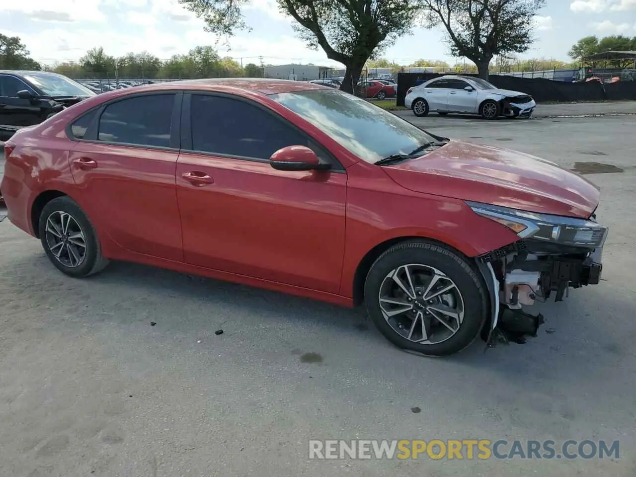 4 Фотография поврежденного автомобиля 3KPF24AD8RE705713 KIA FORTE 2024