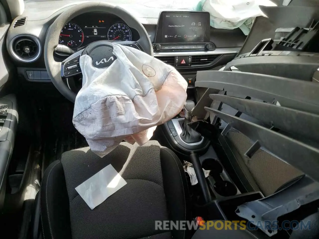 8 Photograph of a damaged car 3KPF24AD8RE723130 KIA FORTE 2024