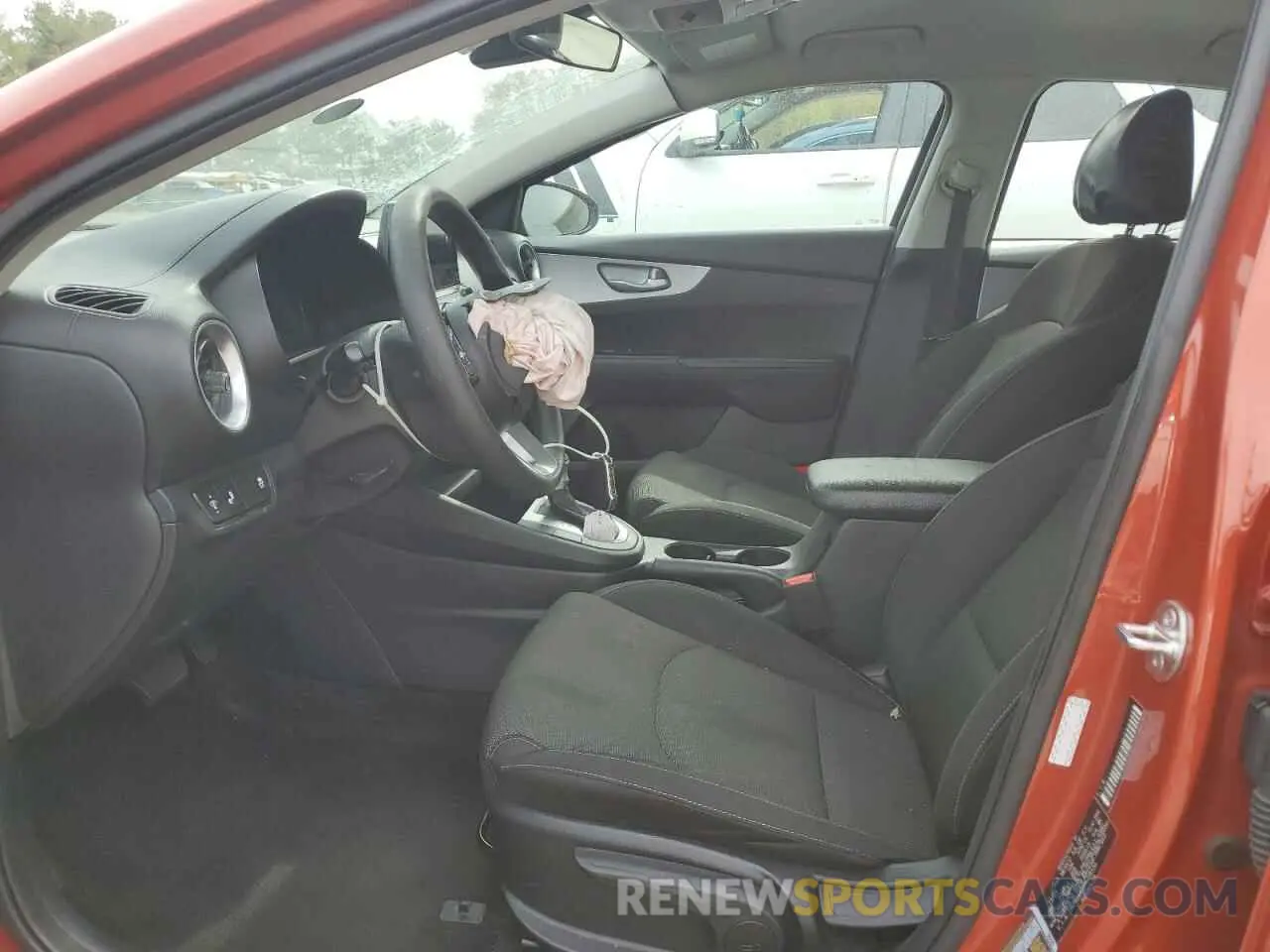 7 Фотография поврежденного автомобиля 3KPF24AD8RE728120 KIA FORTE 2024