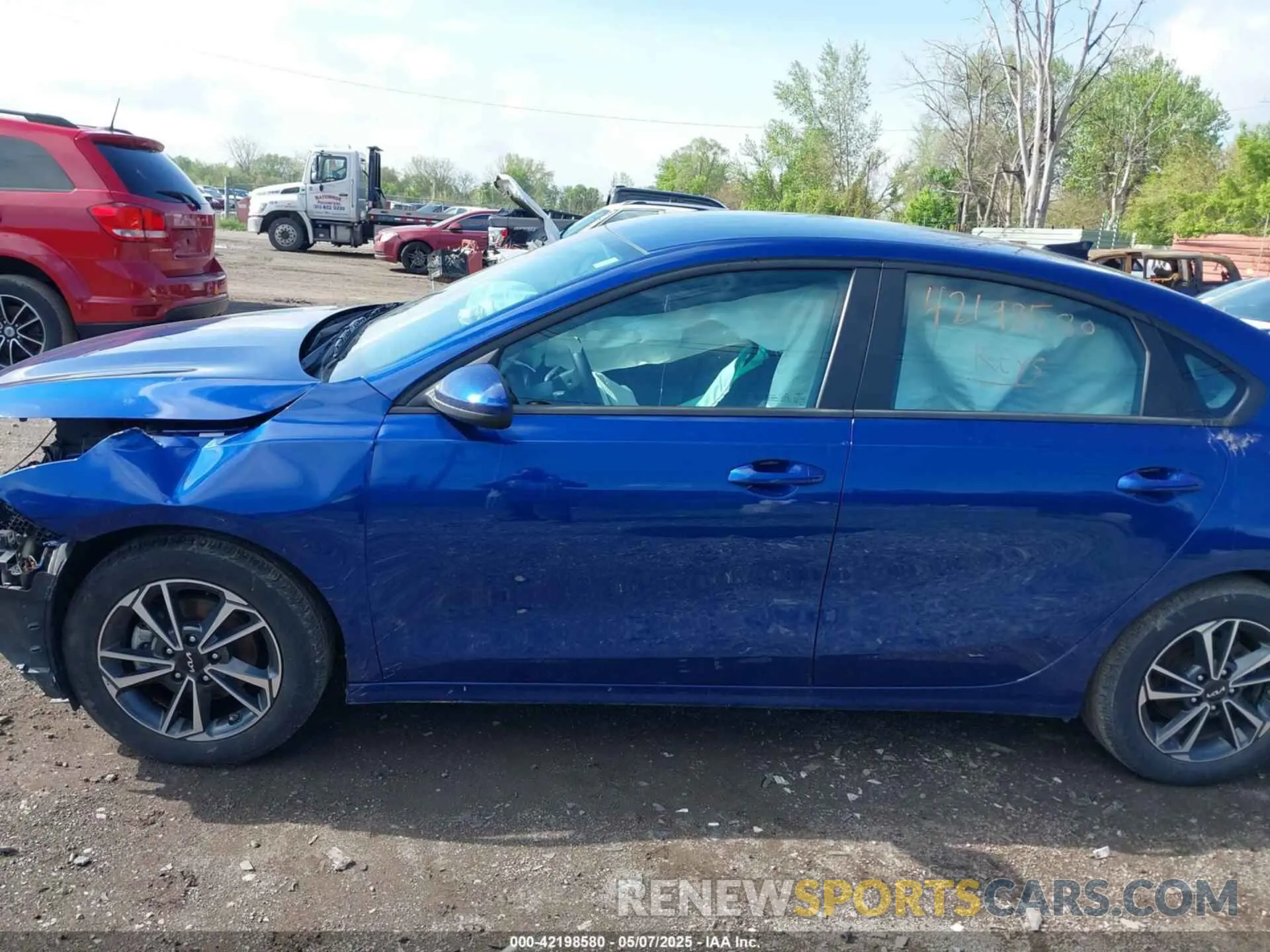 14 Фотография поврежденного автомобиля 3KPF24AD8RE733253 KIA FORTE 2024