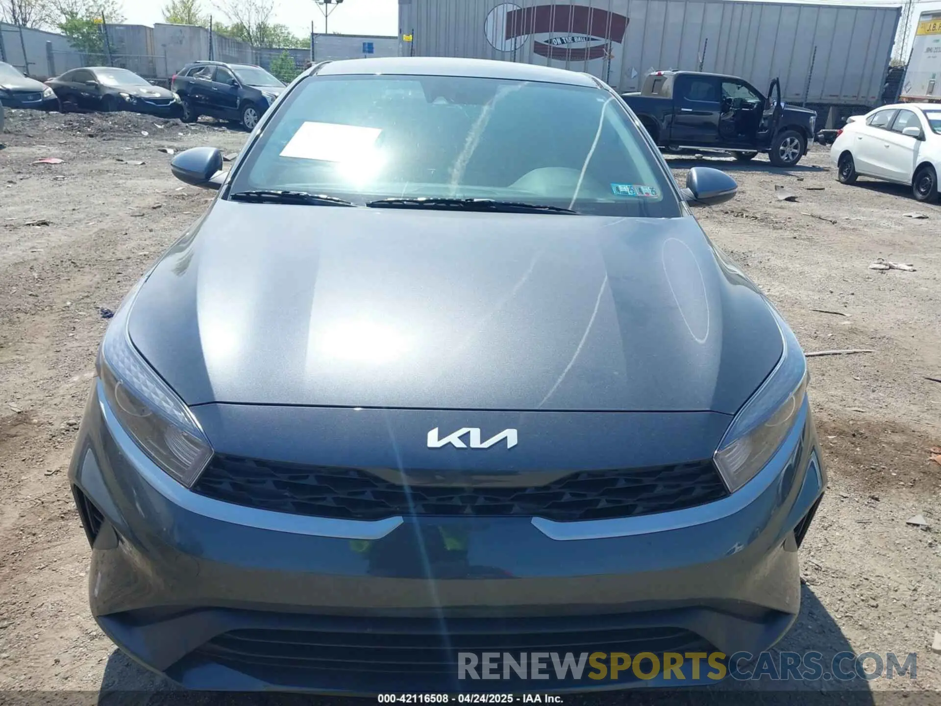 12 Фотография поврежденного автомобиля 3KPF24AD8RE762302 KIA FORTE 2024