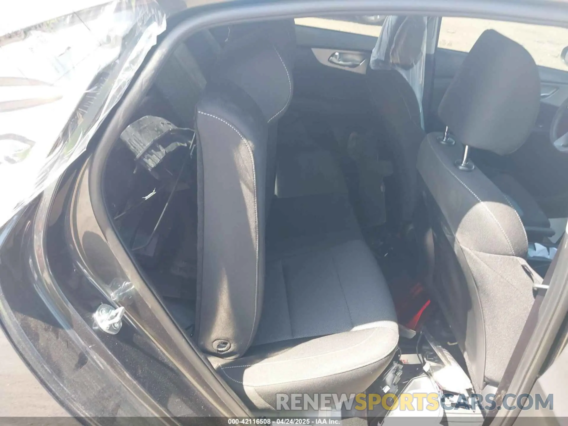8 Фотография поврежденного автомобиля 3KPF24AD8RE762302 KIA FORTE 2024