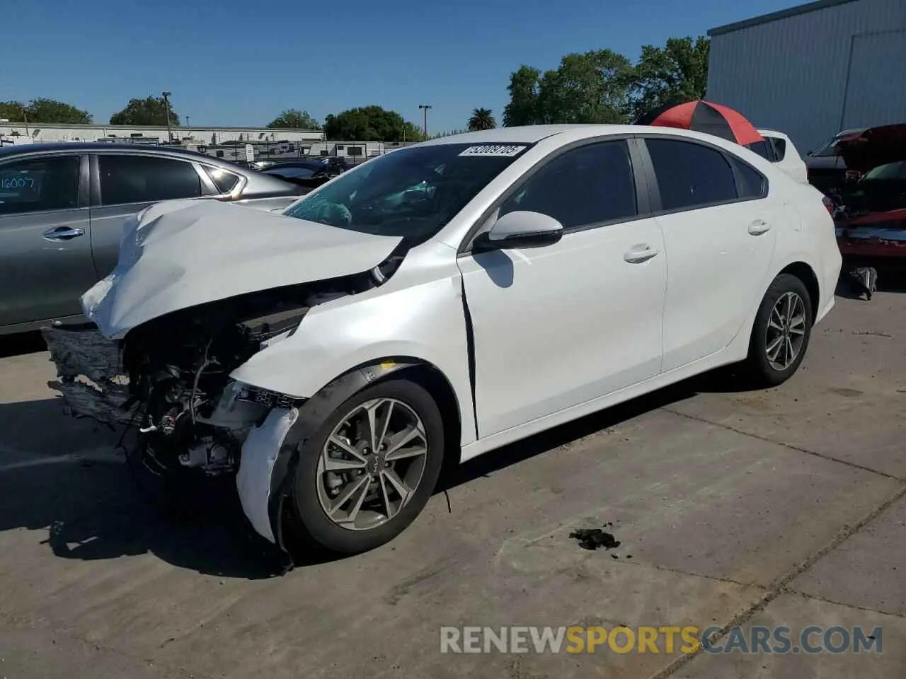 1 Фотография поврежденного автомобиля 3KPF24AD8RE773669 KIA FORTE 2024