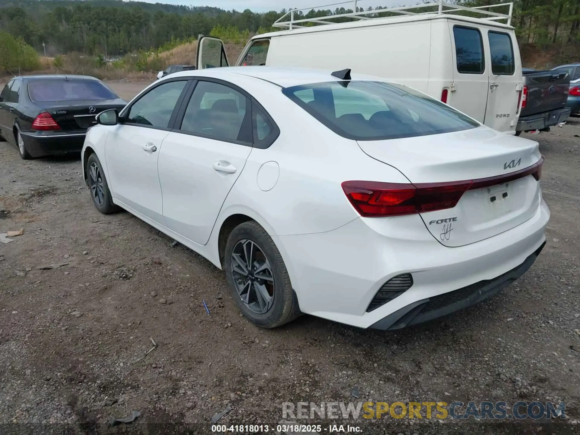 3 Фотография поврежденного автомобиля 3KPF24AD8RE791010 KIA FORTE 2024